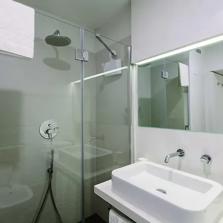 1743 Loft *