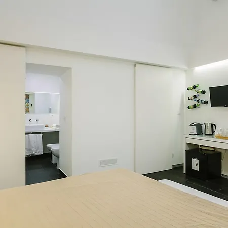 1743 Loft